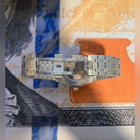 Men’s Luxury Automatic Stainless Steel Sports Watch Black Textured Dial 41mm - Picture 7 of 9